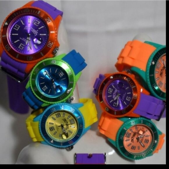Michael's Swim/Diving ⌚️ assorted colors PERFECT GIFT NEW - Picture 8 of 16